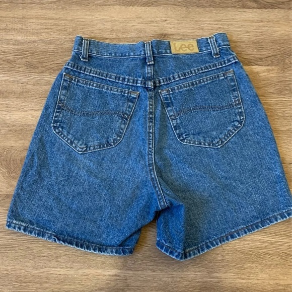 Vintage Dark Wash Lee High Waisted Mom Shorts - Picture 3 of 9